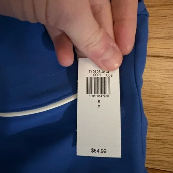 Old Navy women’s activewear dress - Picture 3 of 5